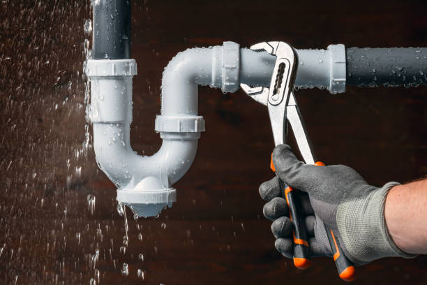 Professional Drain Cleaning technician working in Vantage, WA